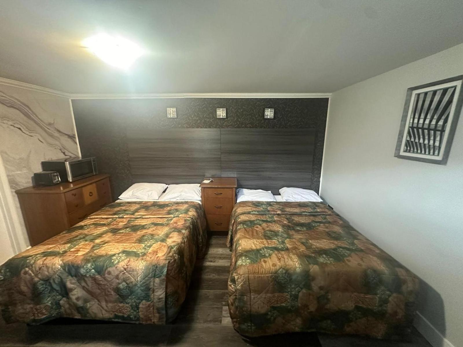Pine Ridge Motel Timmins Exterior photo